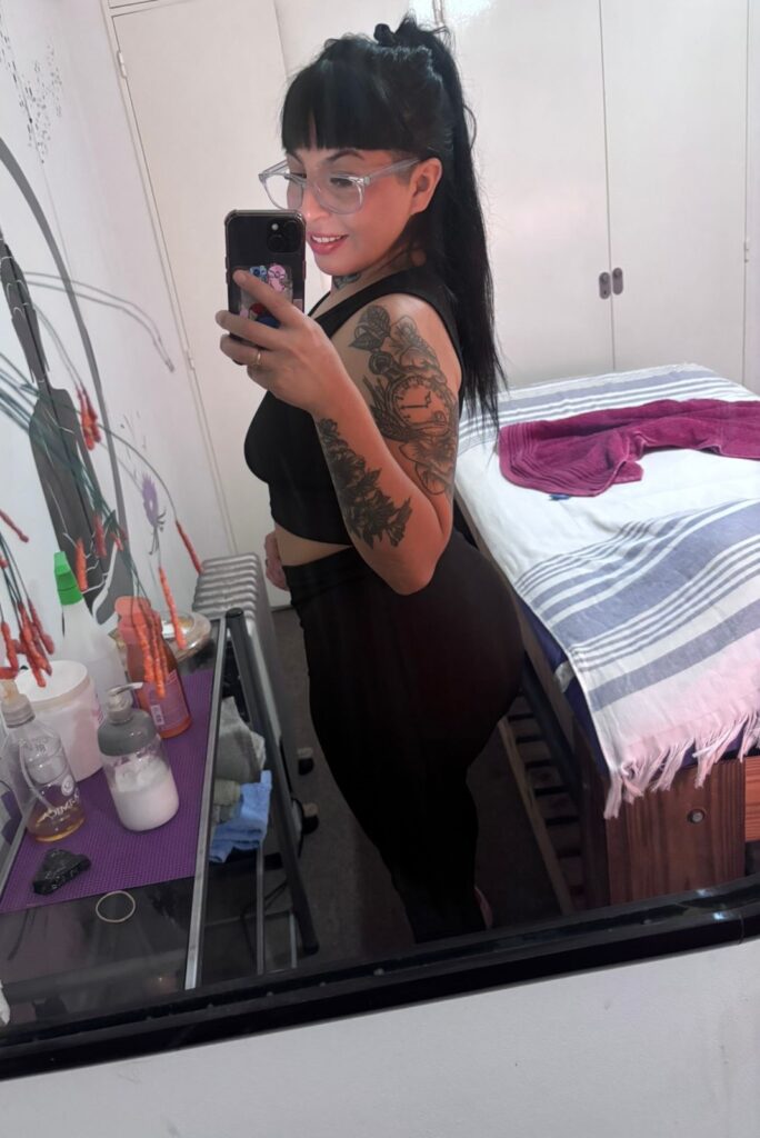 Masajista sensual en Flores - Katy